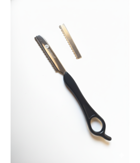 Epsilon Hair Thinning Razor